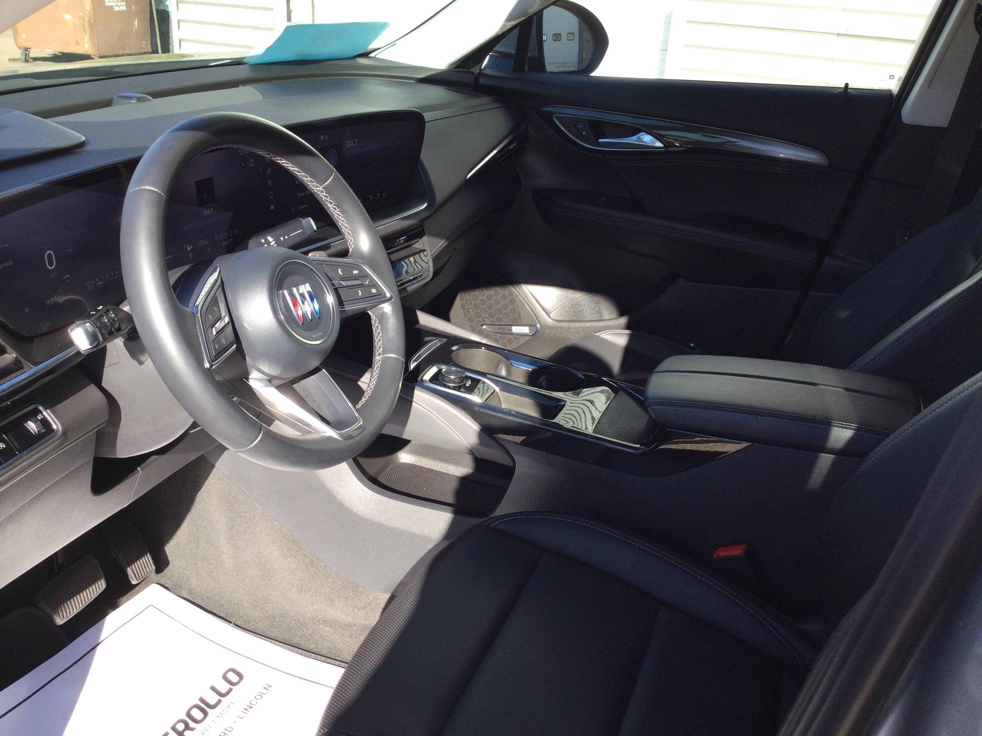 Used 2025 Buick Envision Preferred image 7