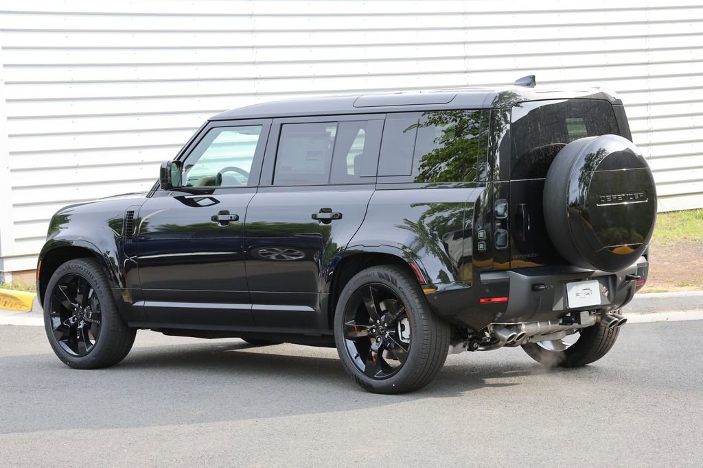 New 2026 Land Rover Defender 110 X-Dynamic SE AWD/4WD image 3
