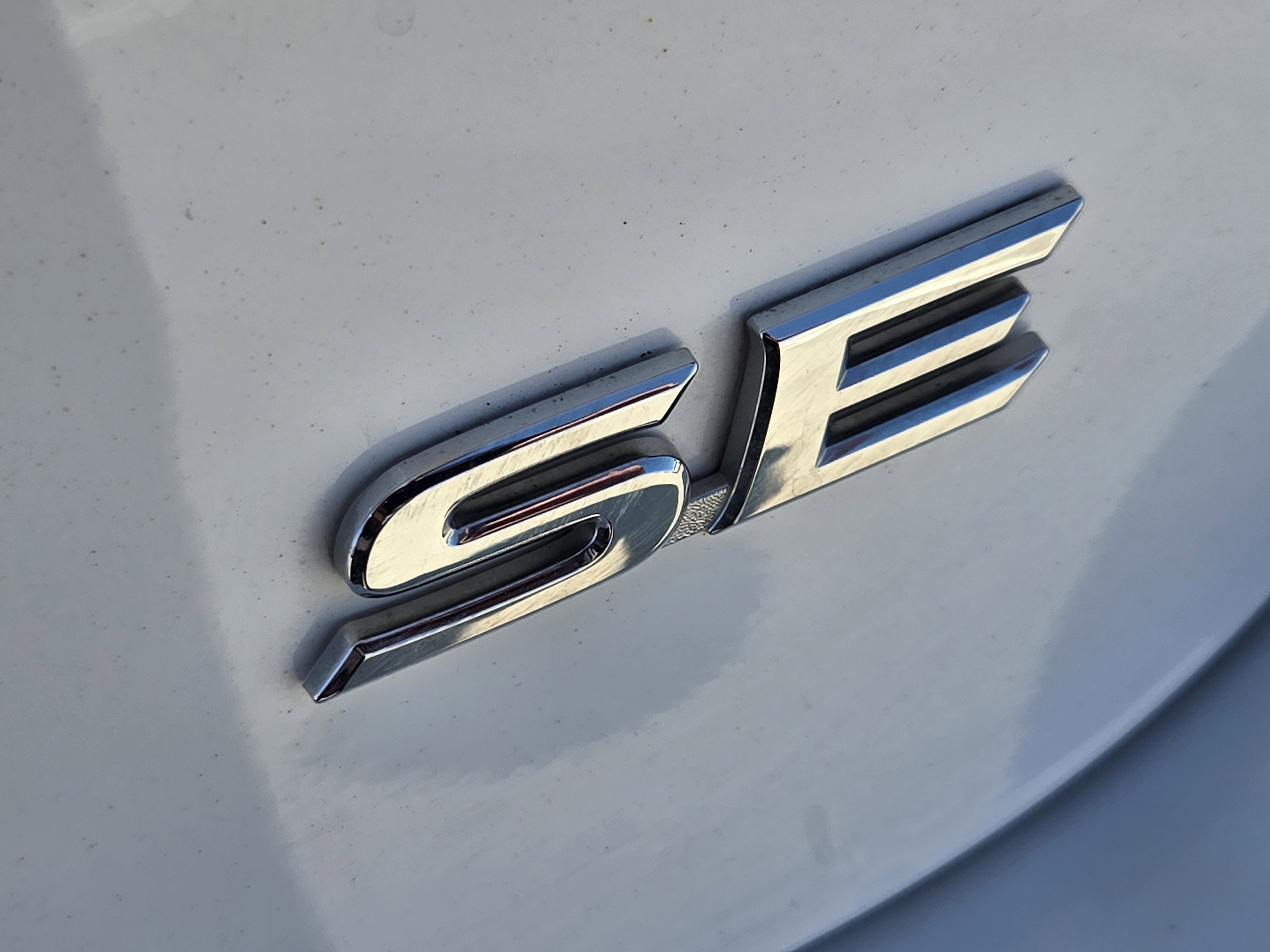 Used 2017 Toyota Camry SE image 31