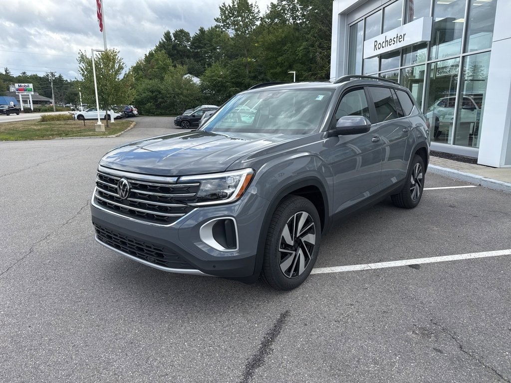 New 2026 Volkswagen Atlas SE image 2