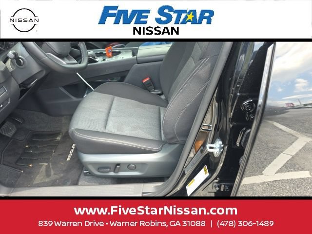 Used 2026 Nissan Rogue SV FWD image 10
