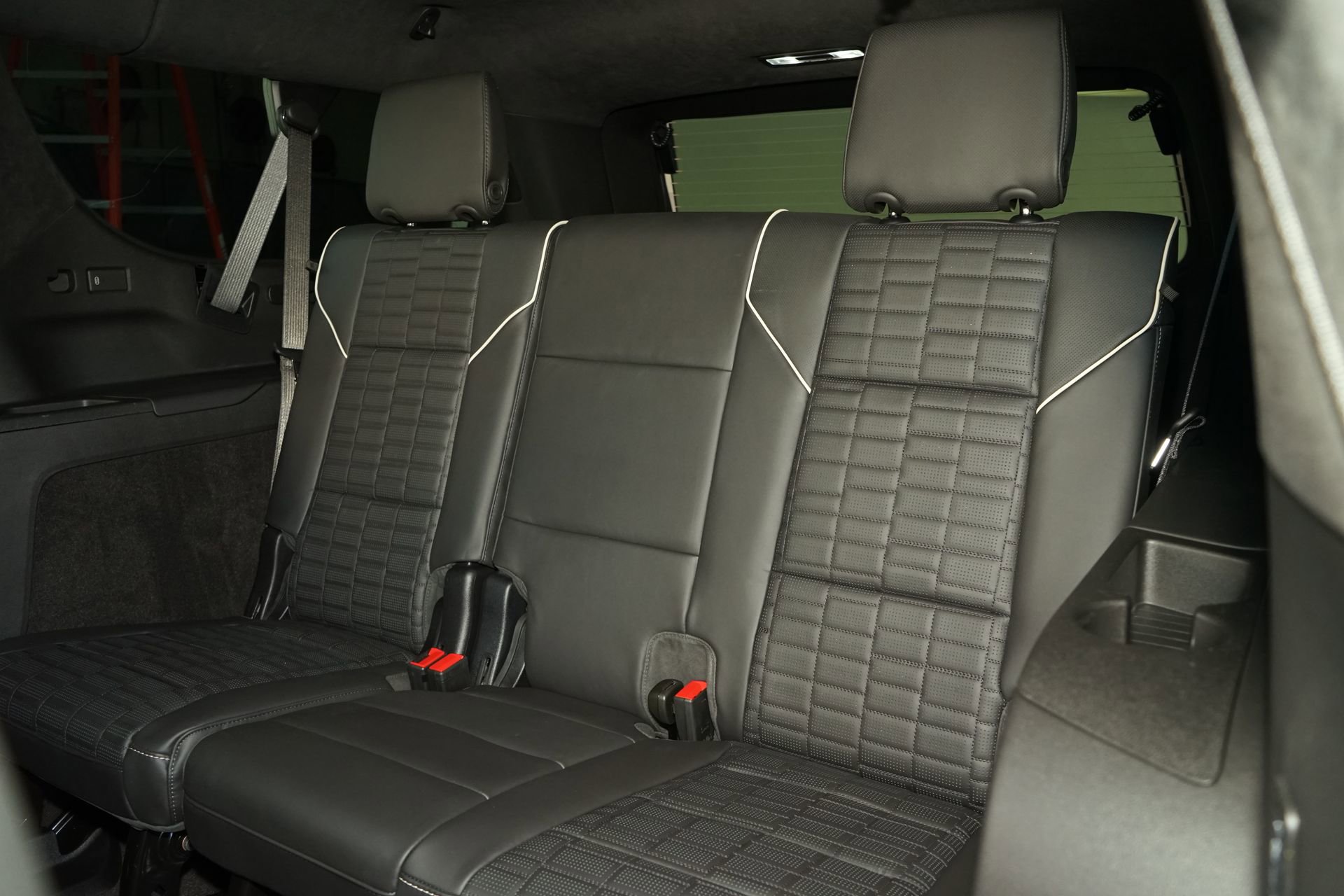 Used 2026 Cadillac Escalade ESV V image 37