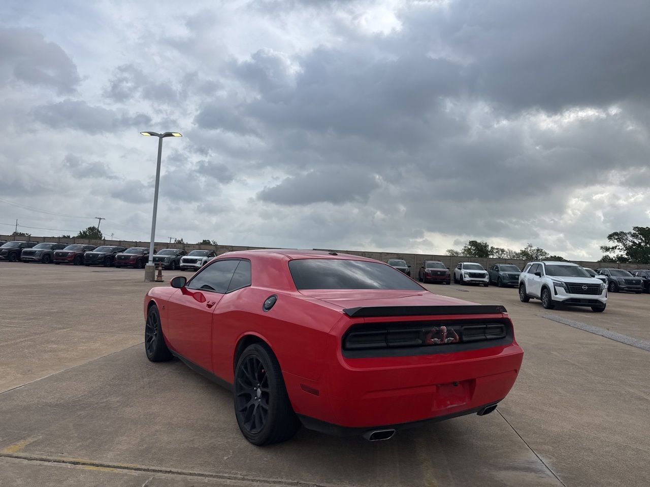 Used 2014 Dodge Challenger R/T RWD image 15
