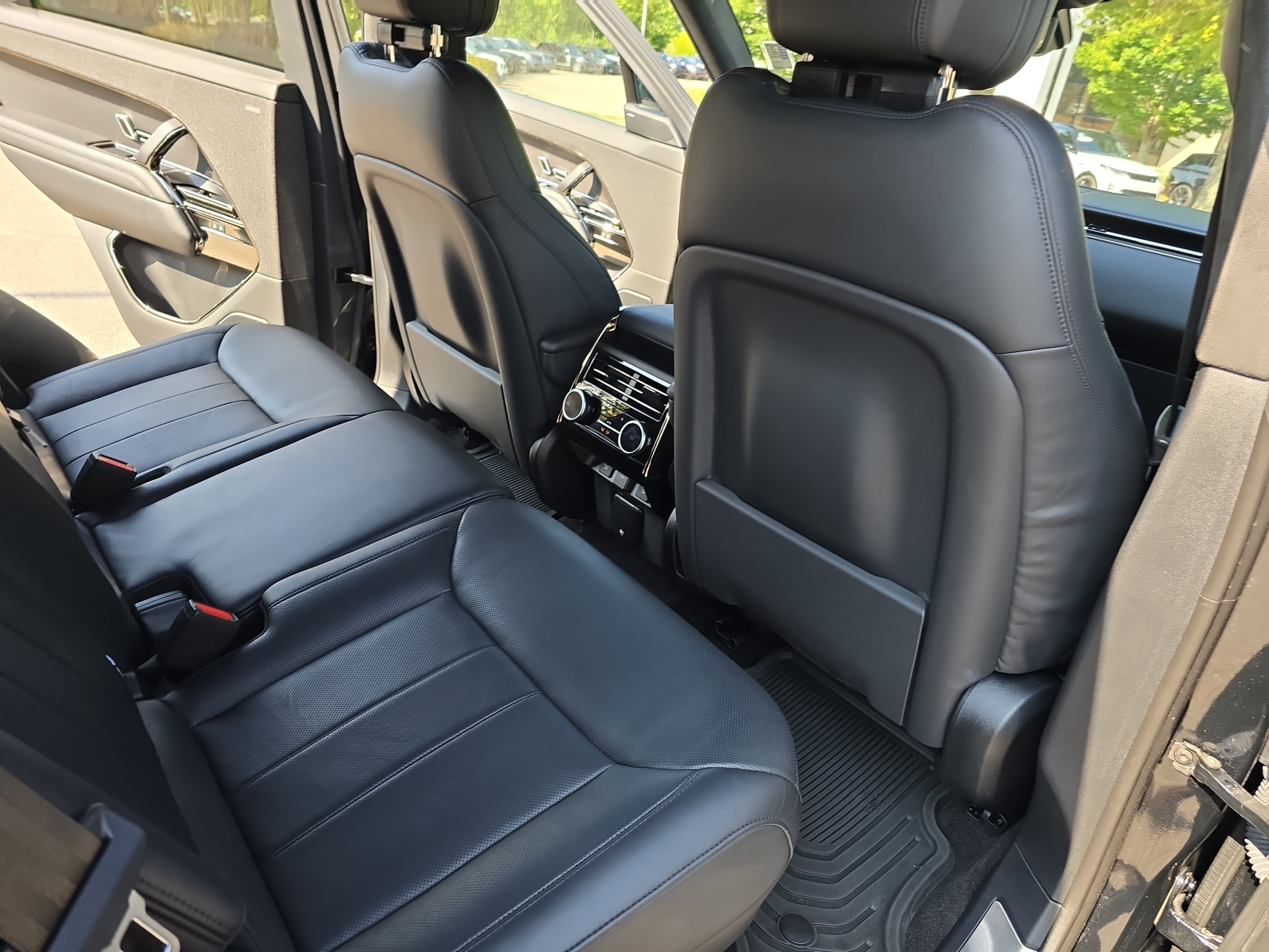 Certified 2023 Land Rover Range Rover Sport First Edition AWD/4WD image 12