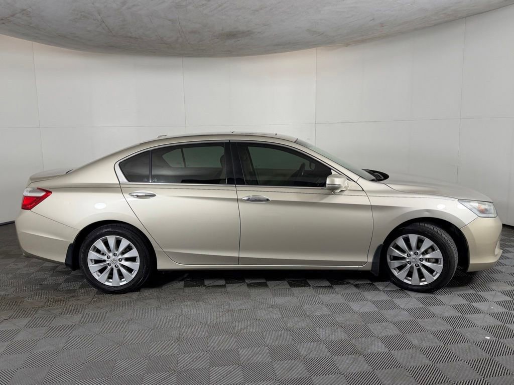 Used 2015 Honda Accord EX-L image 5
