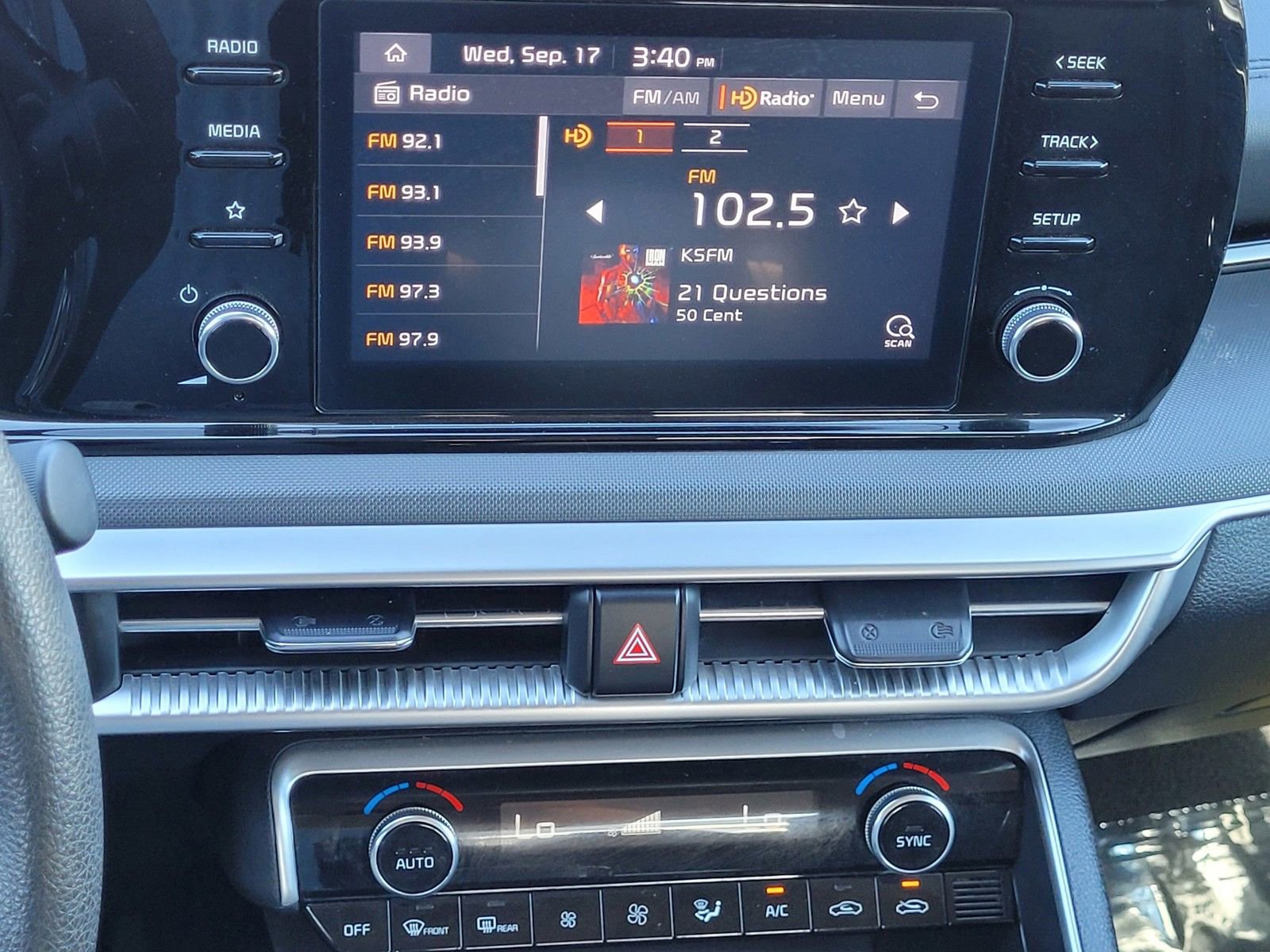 Used 2023 Kia K5 LXS image 15