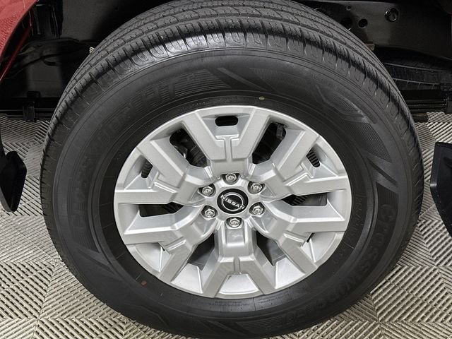 Used 2022 Nissan Frontier SV w/ Technology Package RWD image 34