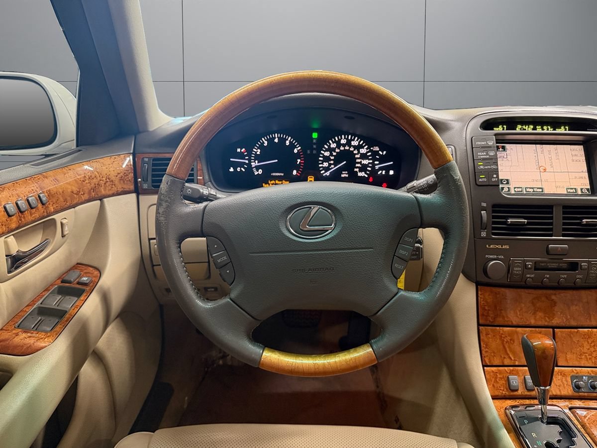 Used 2004 Lexus LS 430 w/ Modern Luxury Pkg RWD image 11