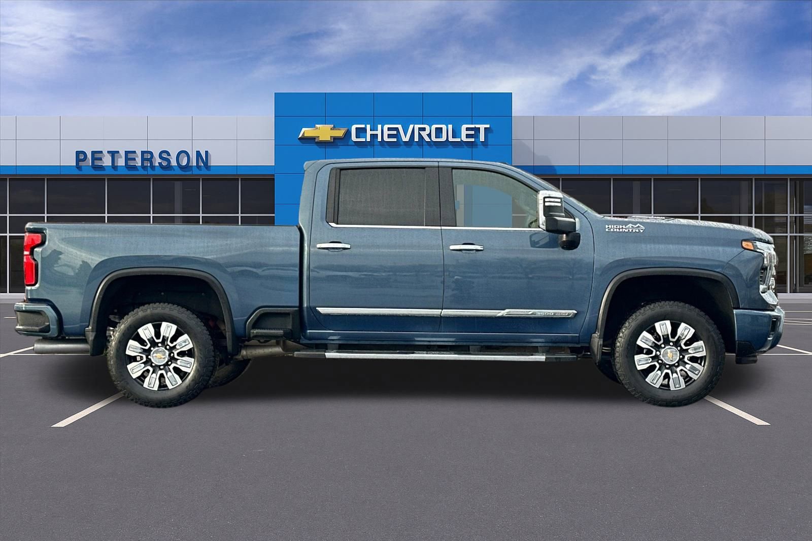 Certified 2025 Chevrolet Silverado 3500 High Country w/ Technology Package image 3