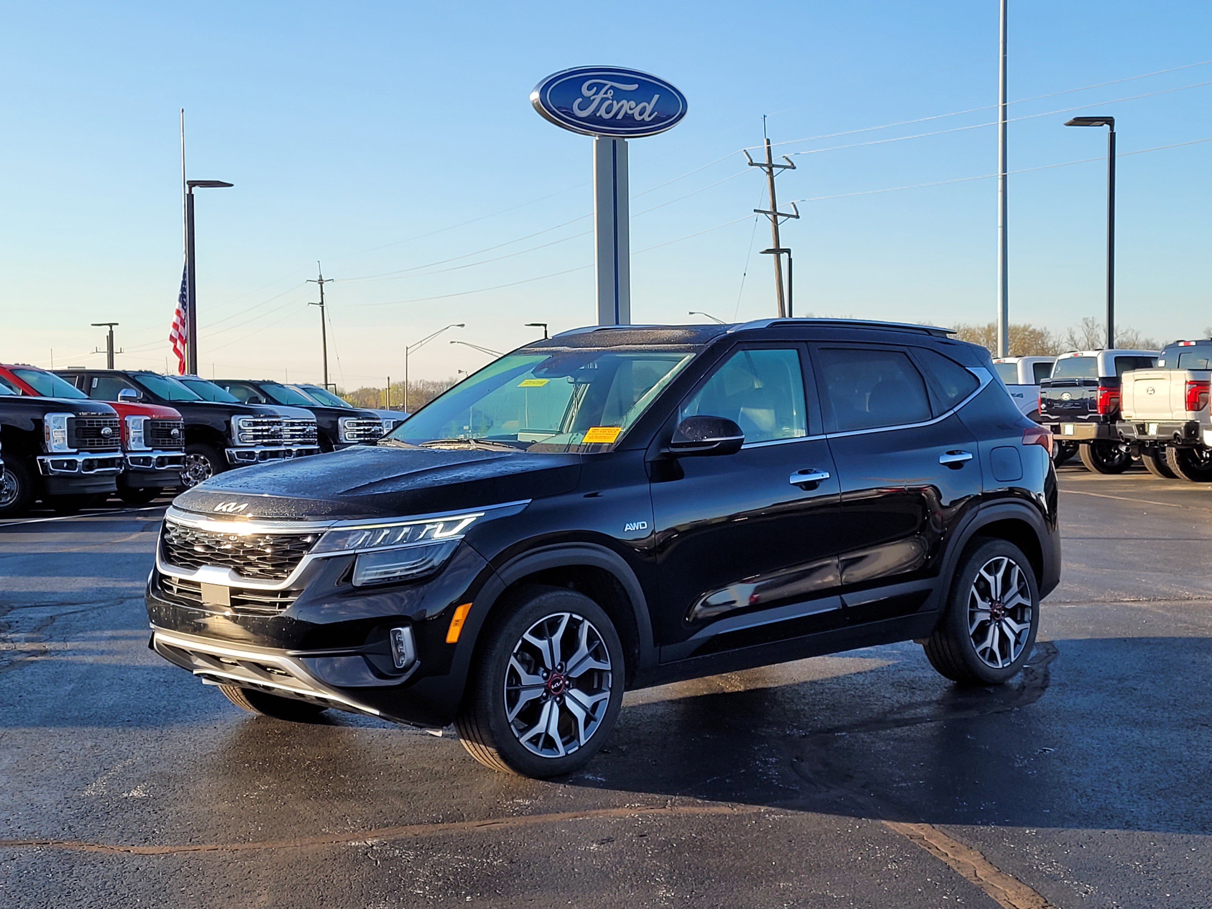 Used 2022 Kia Seltos SX w/ Sunroof Package image 8