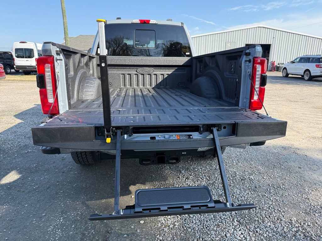 New 2026 Ford F350 King Ranch image 30