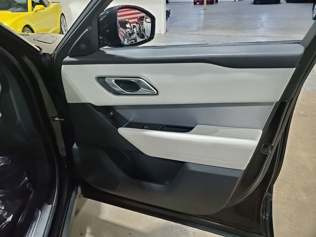 Used 2020 Land Rover Range Rover Velar R-Dynamic S image 15