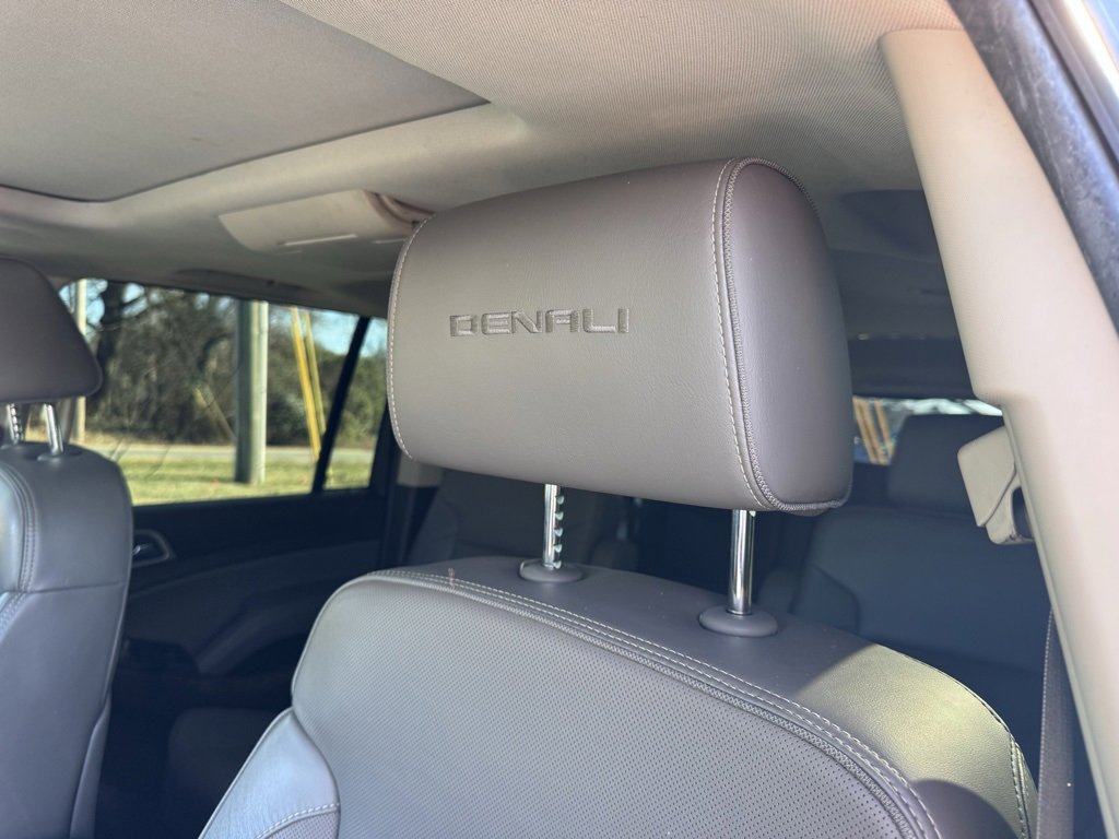 Used 2016 GMC Yukon XL Denali w/ Open Road Package image 23