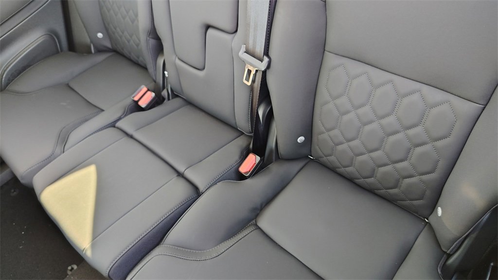 New 2026 Volvo XC90 B6 Plus image 30