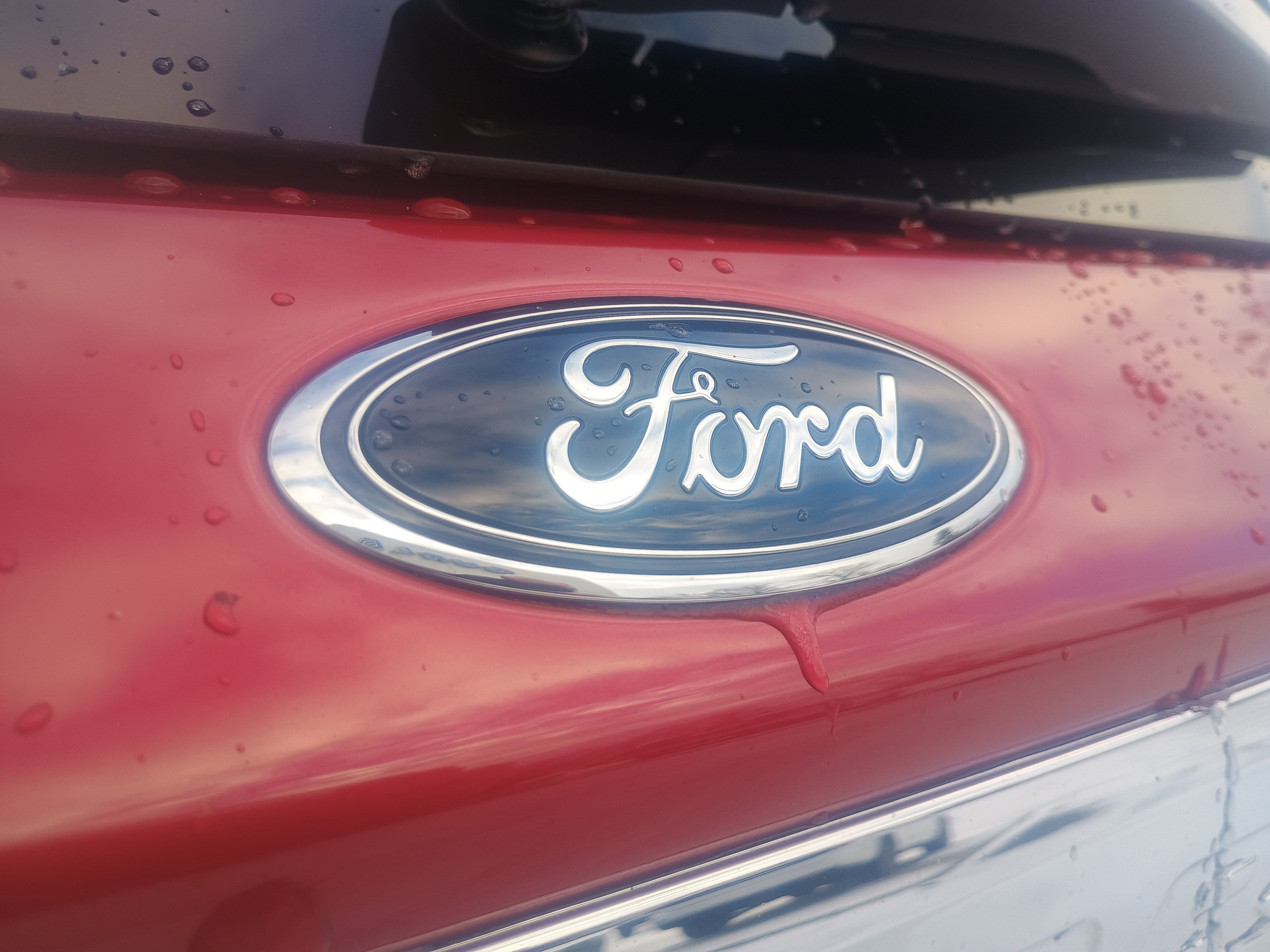 Certified 2023 Ford Explorer XLT w/ Equipment Group 202A image 10