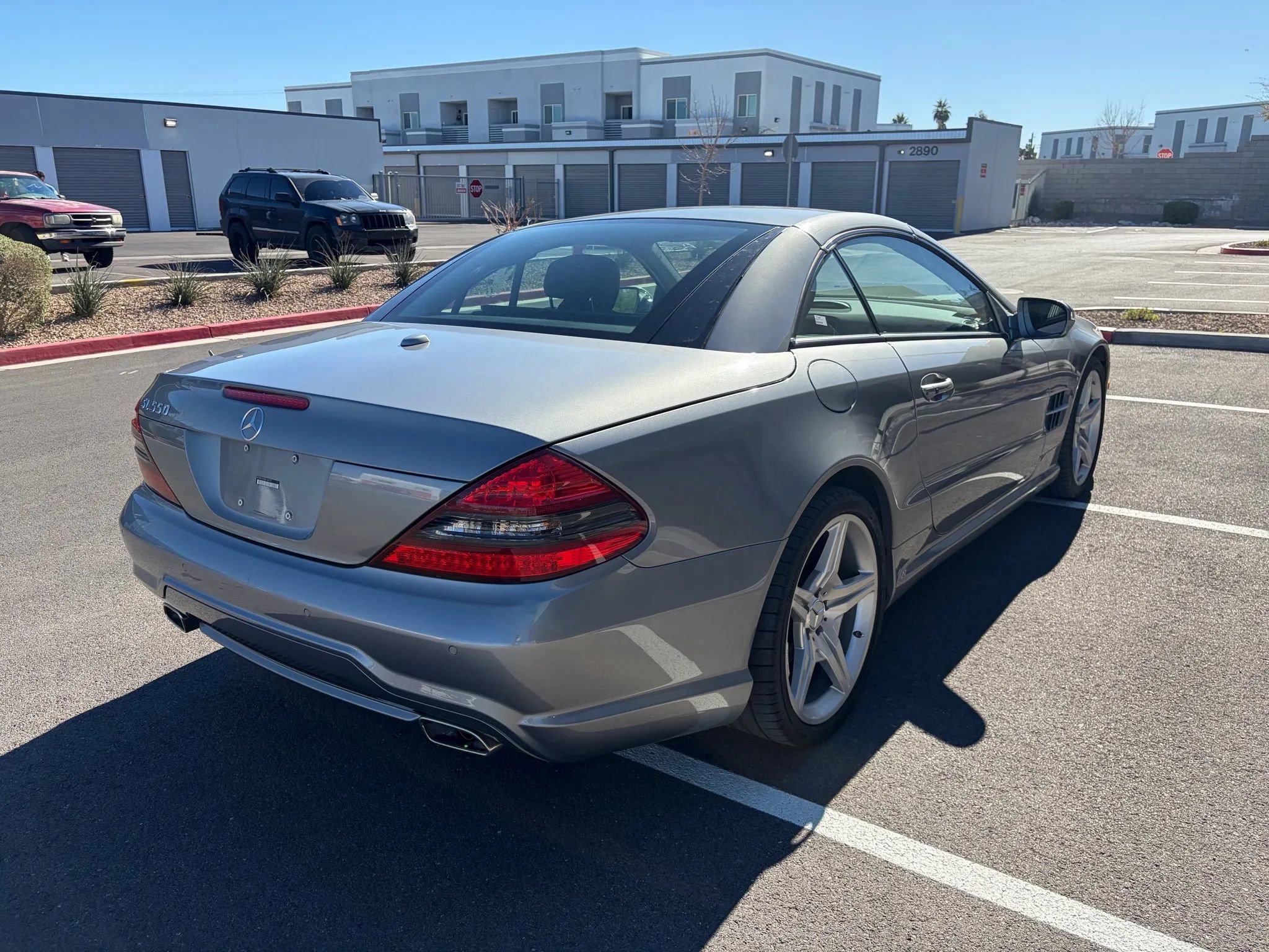 Used 2009 Mercedes-Benz SL 550 w/ Premium I Pkg image 5
