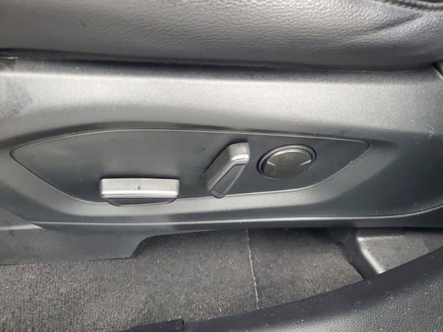 Used 2020 Ford Explorer XLT w/ Equipment Group 202A image 7