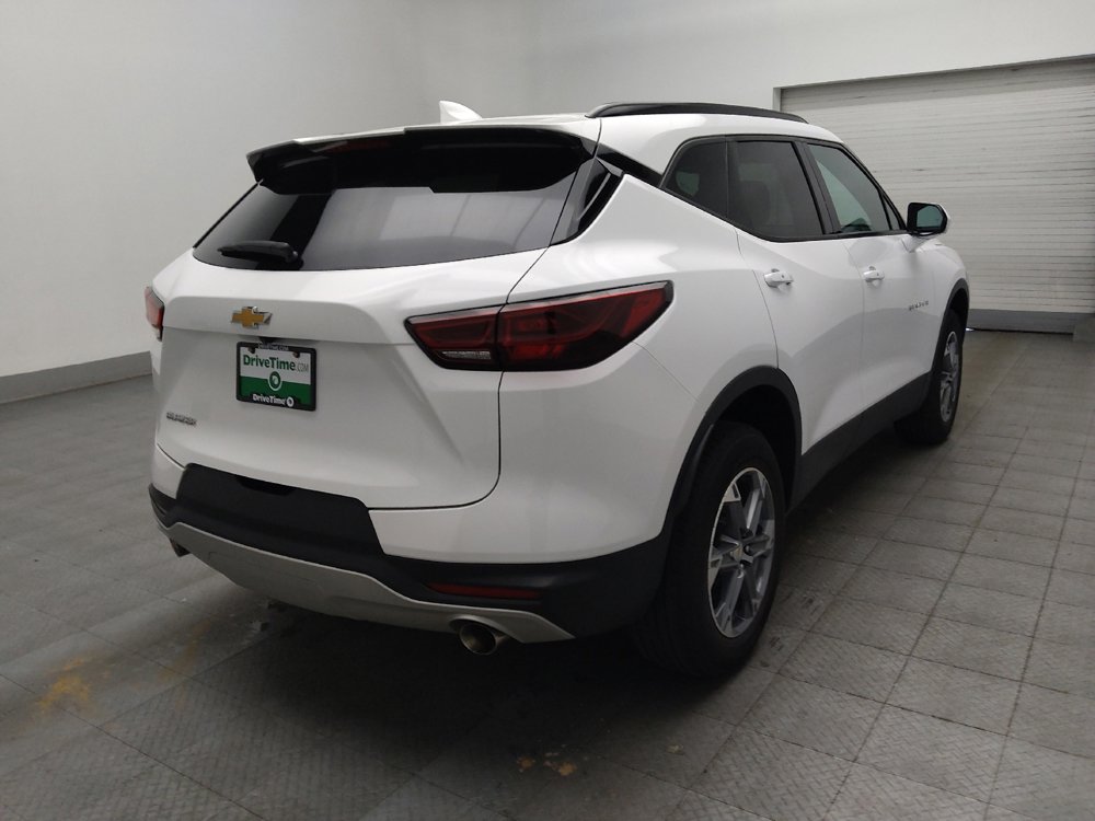Used 2024 Chevrolet Blazer LT w/ Convenience Package FWD image 9