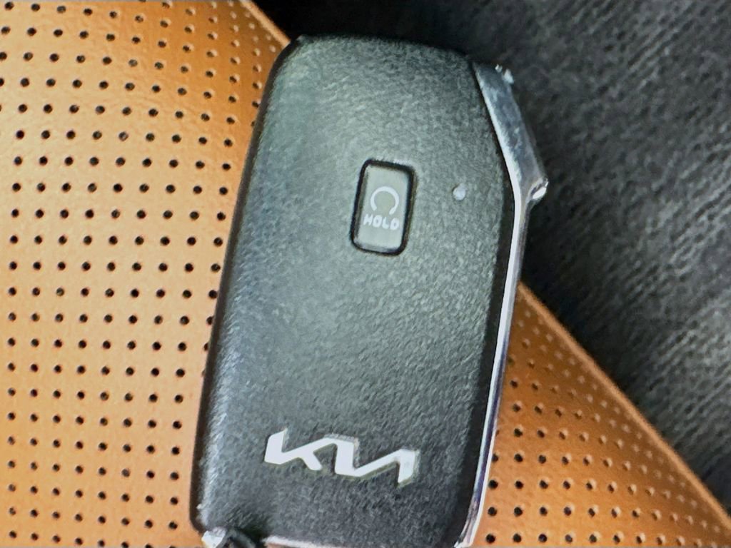 Used 2023 Kia K5 GT w/ GT1 Package image 38