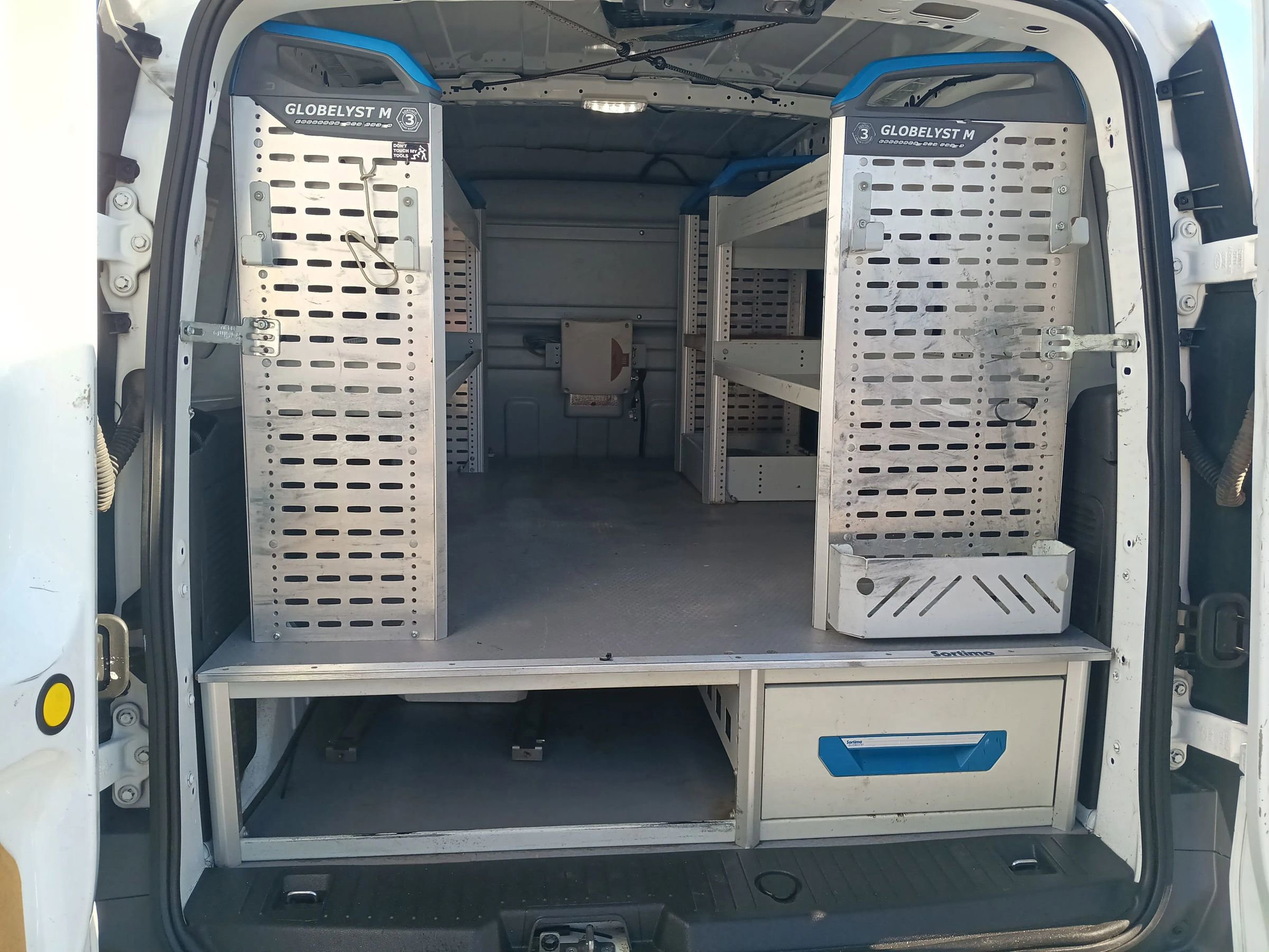 Used 2014 Ford Transit Connect XL image 11