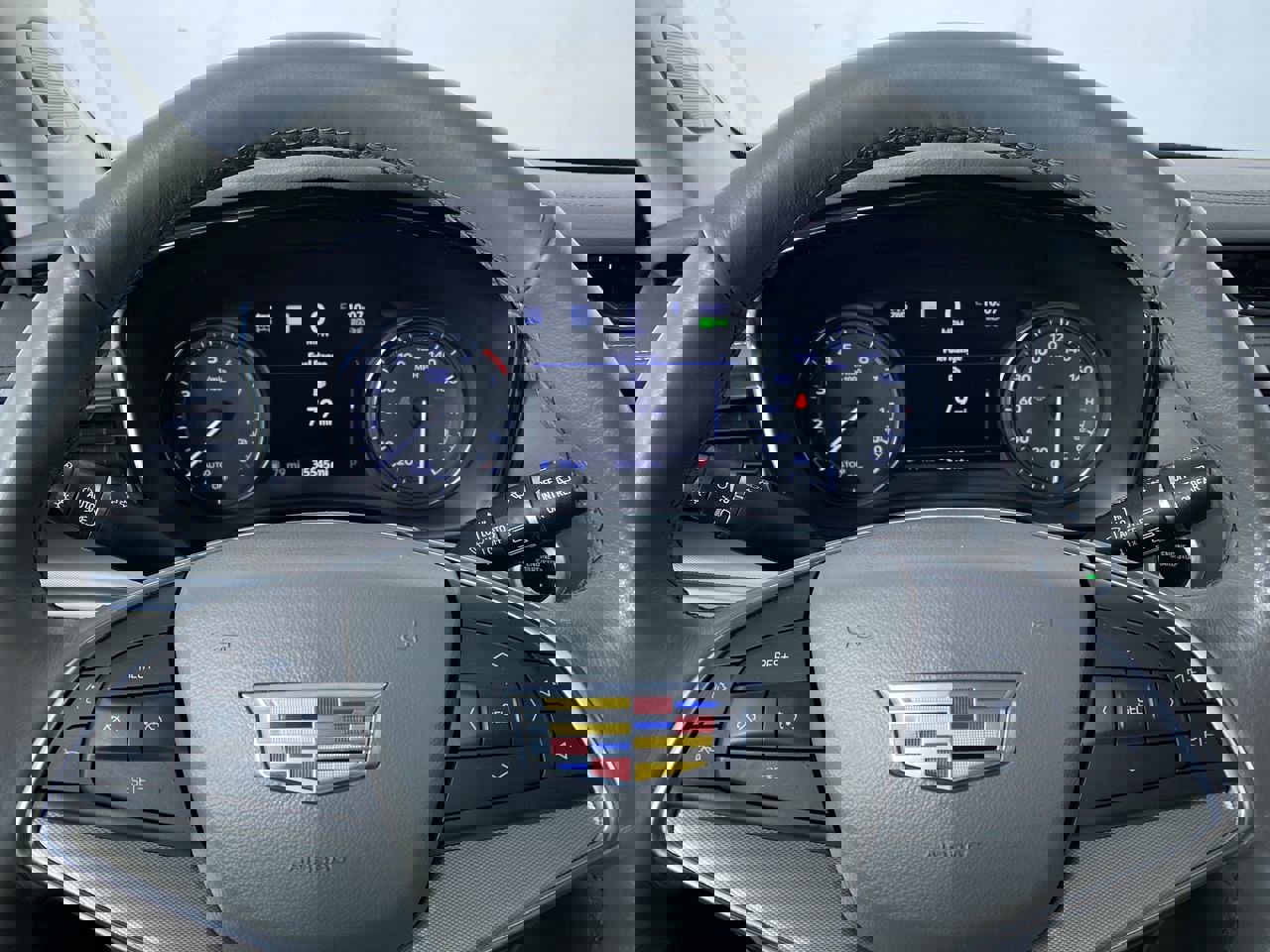 Certified 2023 Cadillac XT5 Premium Luxury w/ Technology Package image 3