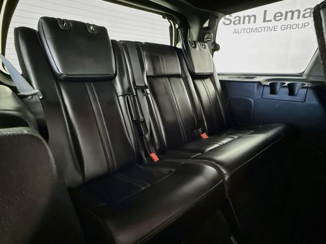 Used 2016 Lincoln Navigator Select AWD/4WD image 28