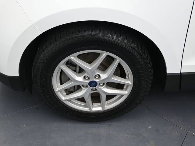 Certified 2022 Ford Edge SEL image 9