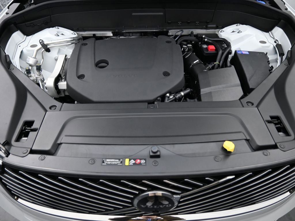 New 2026 Volvo XC90 B6 Ultra w/ Protection Package image 13