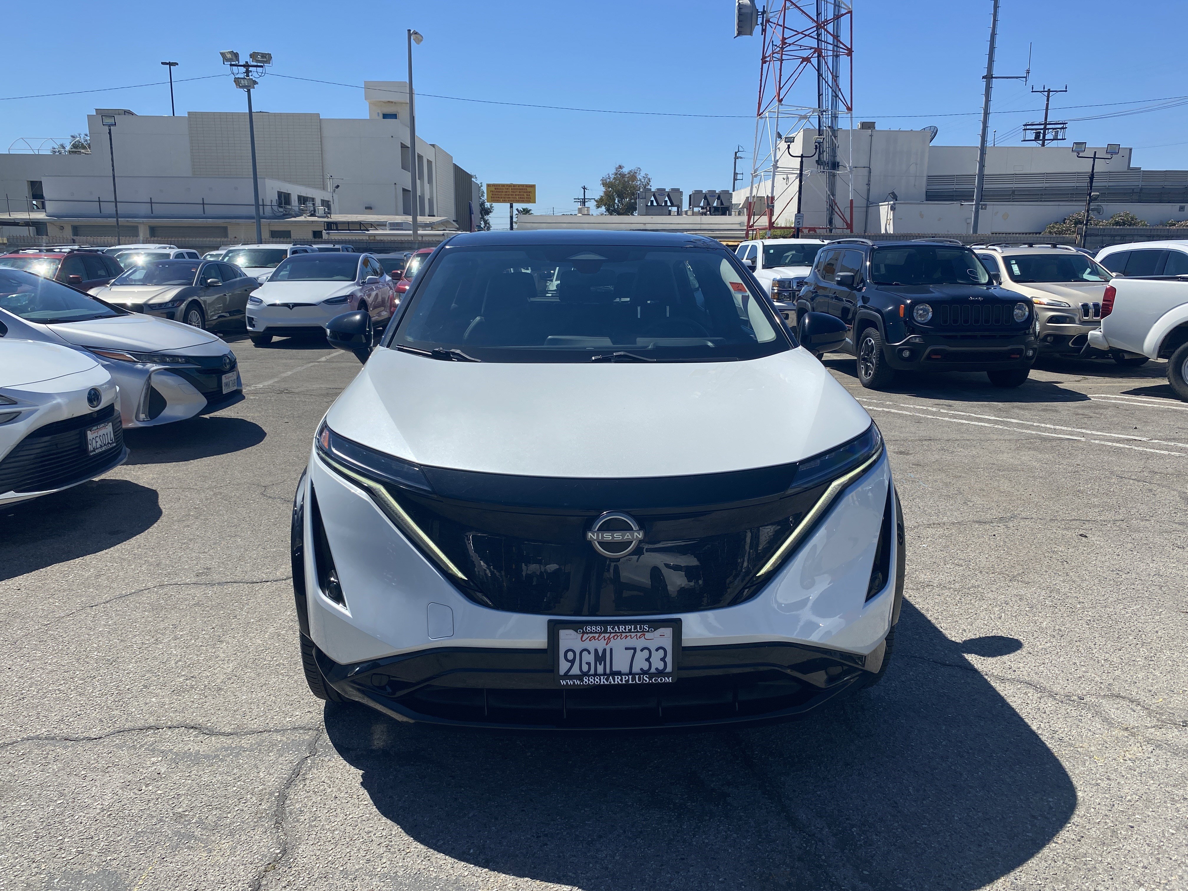 Used 2023 Nissan Ariya ENGAGE image 3