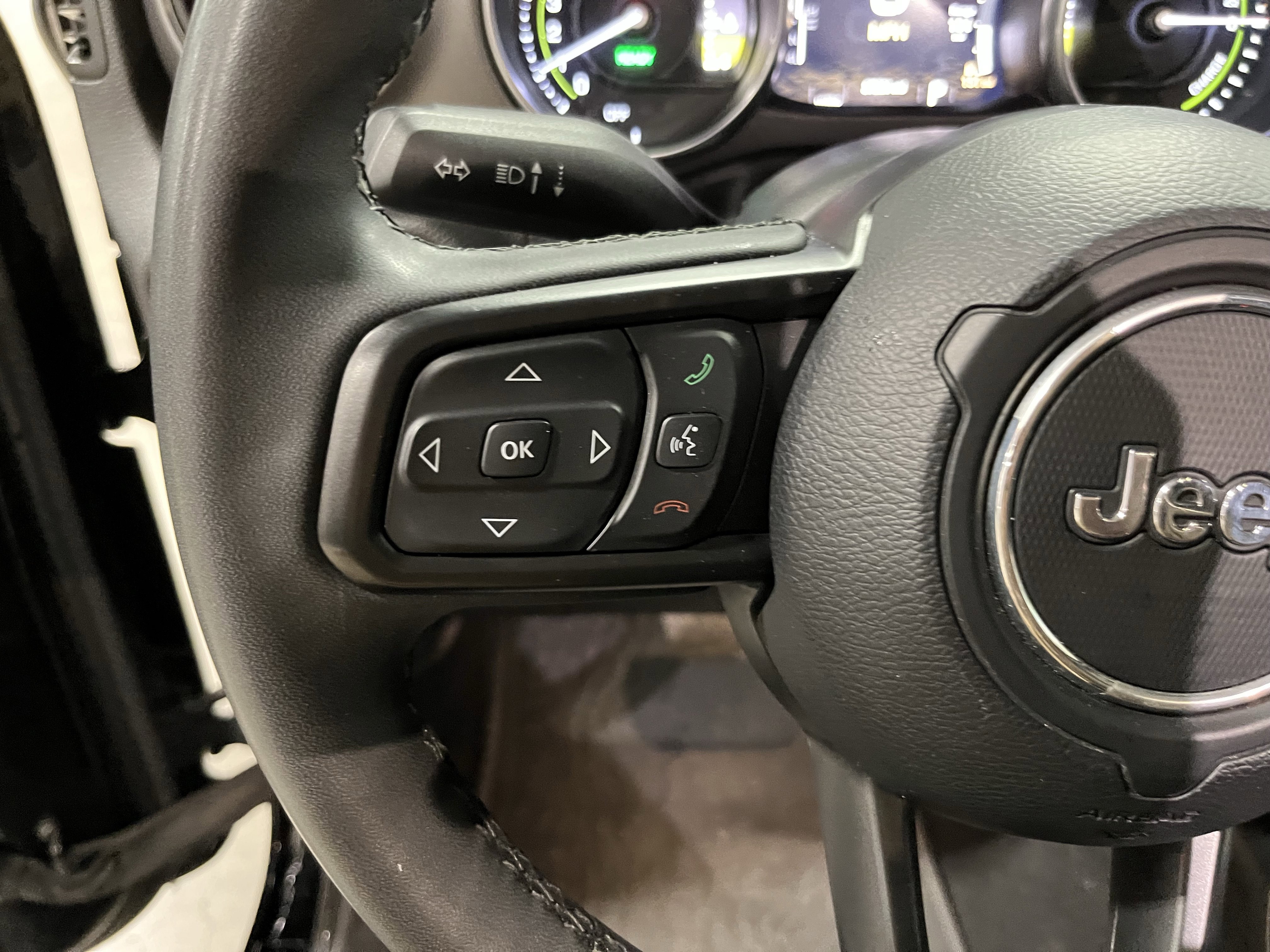 Used 2023 Jeep Wrangler Unlimited image 21