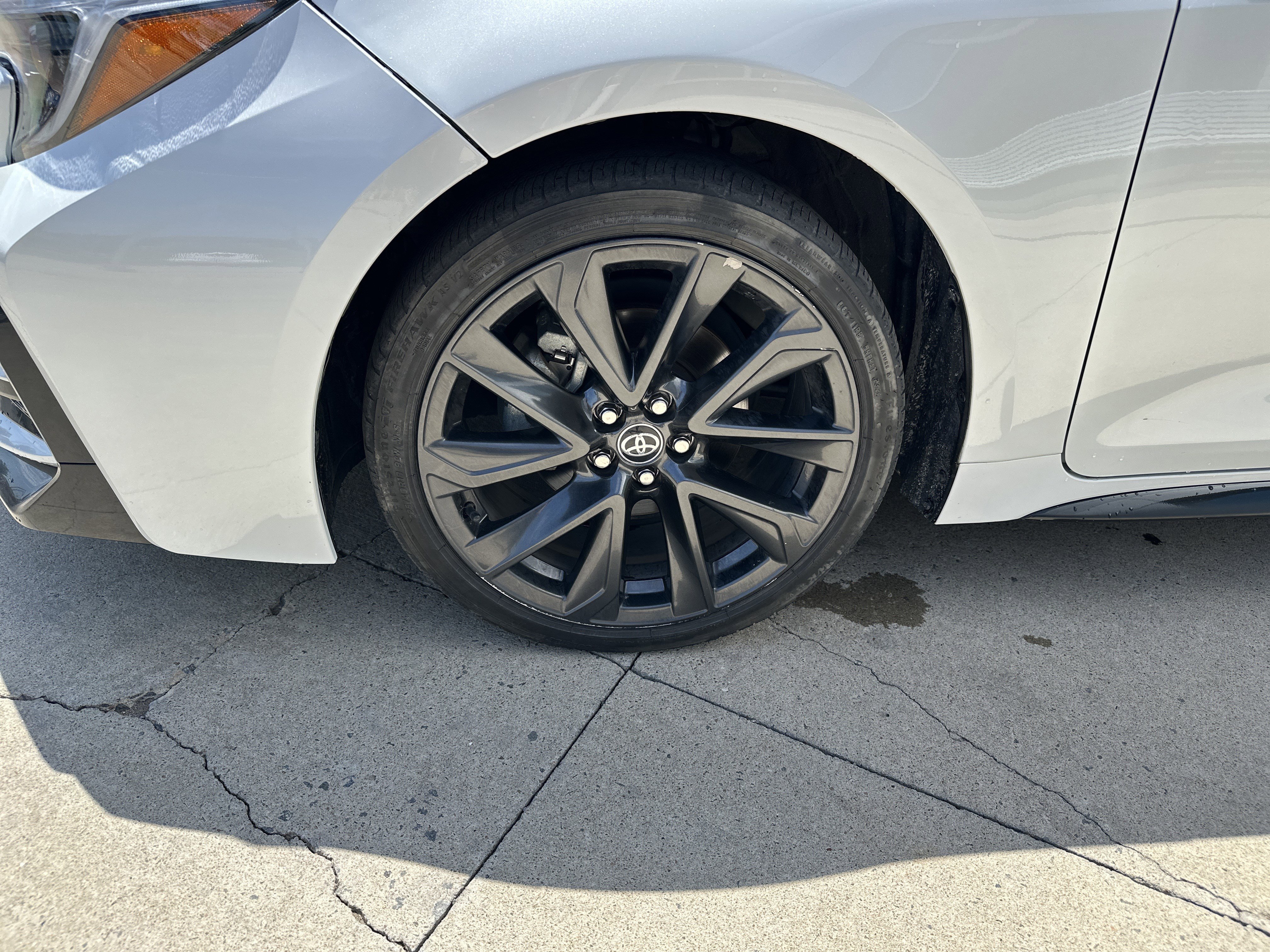 Used 2023 Toyota Corolla XSE FWD image 33