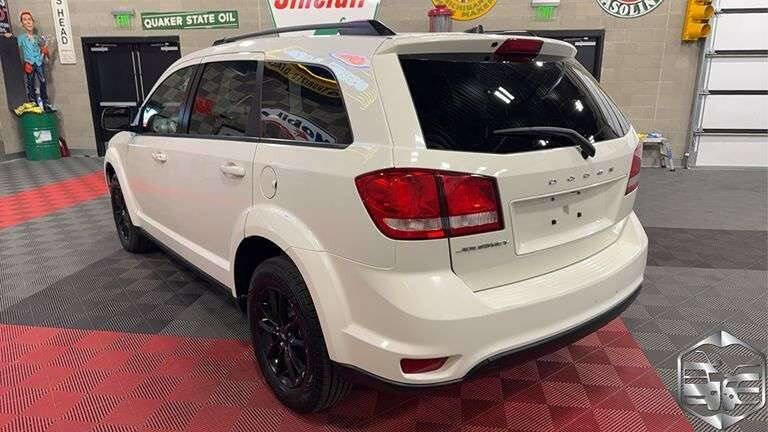 Used 2019 Dodge Journey SE w/ Connectivity Group image 7