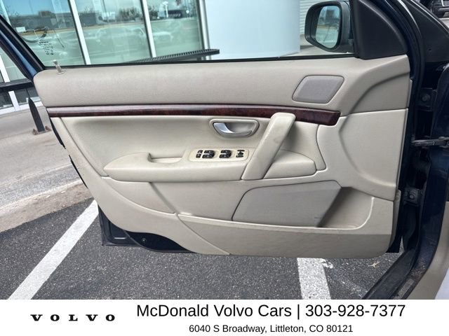 Used 2004 Volvo S80 2.5T AWD/4WD image 8