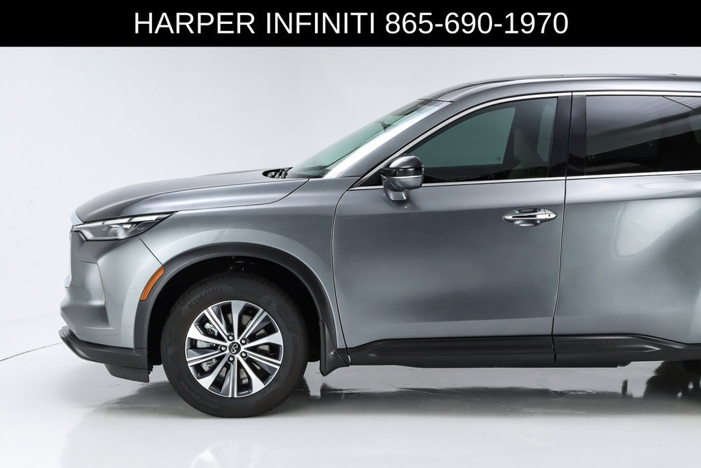Used 2023 INFINITI QX60 Pure FWD image 3