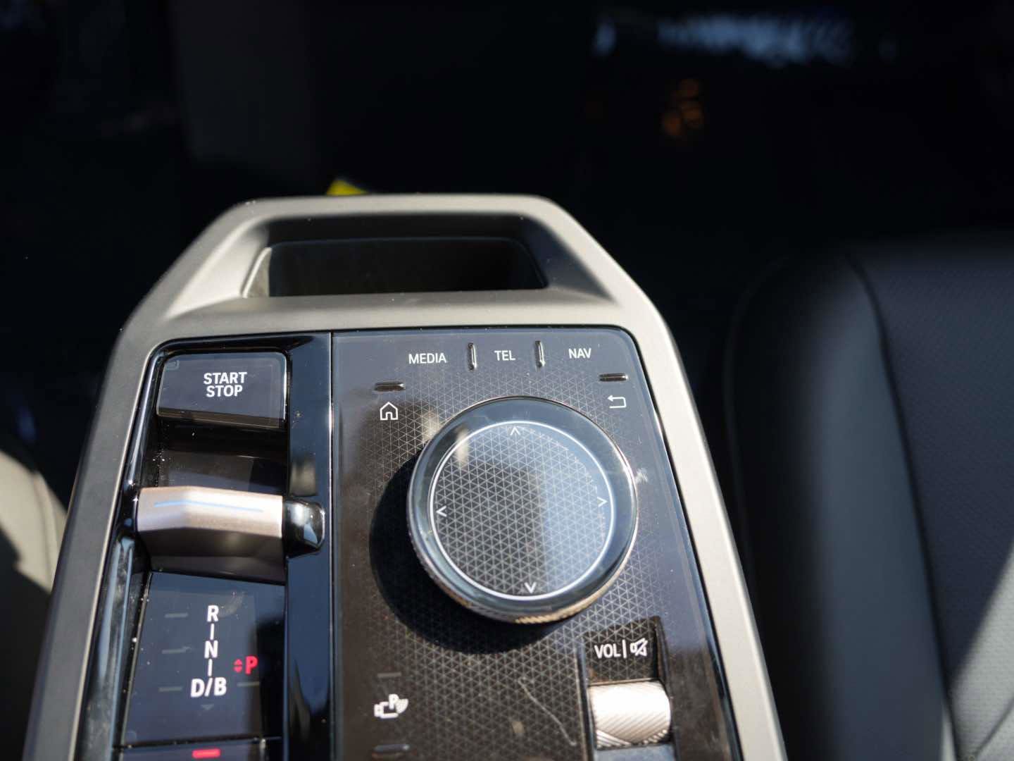 Used 2026 BMW iX xDrive45 w/ Premium Package image 20