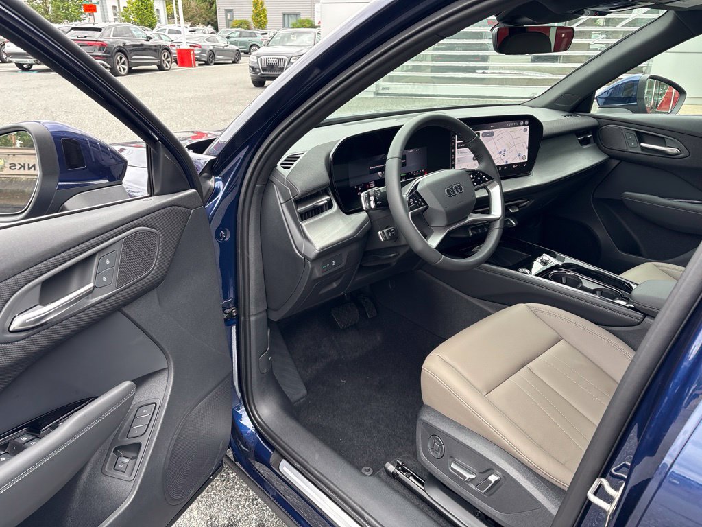 New 2026 Audi Q3 quattro 2.0T AWD/4WD image 10