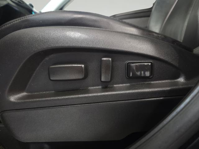 Used 2011 Chevrolet Equinox LTZ AWD/4WD image 11