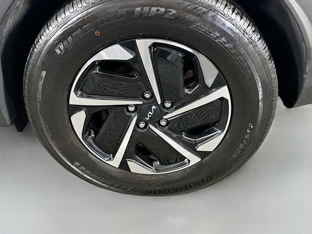 Used 2023 Kia Sportage LX image 29