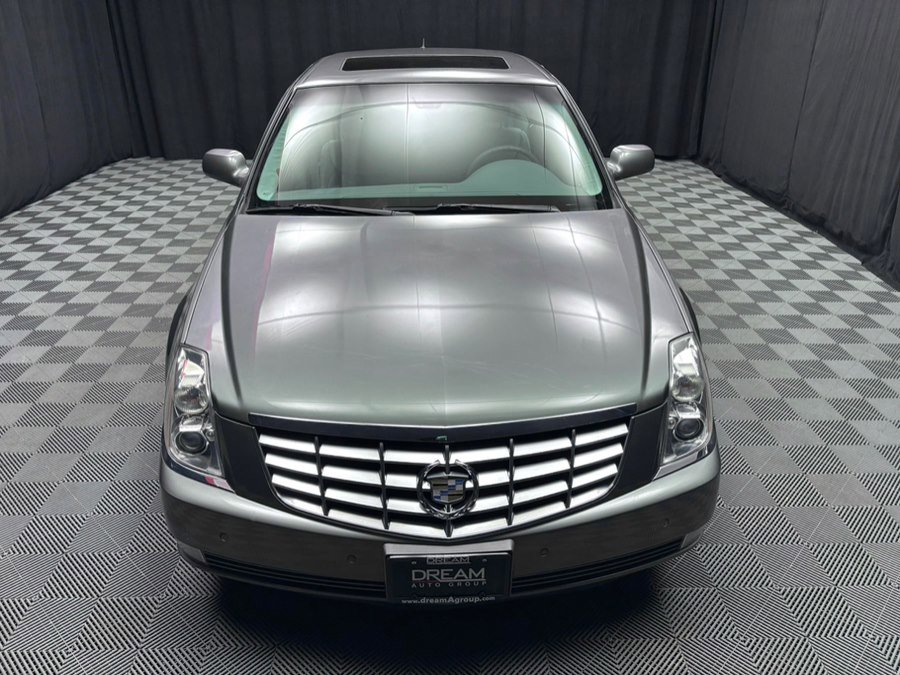 Used 2007 Cadillac DTS Luxury I w/ Sun And Sound Package image 8