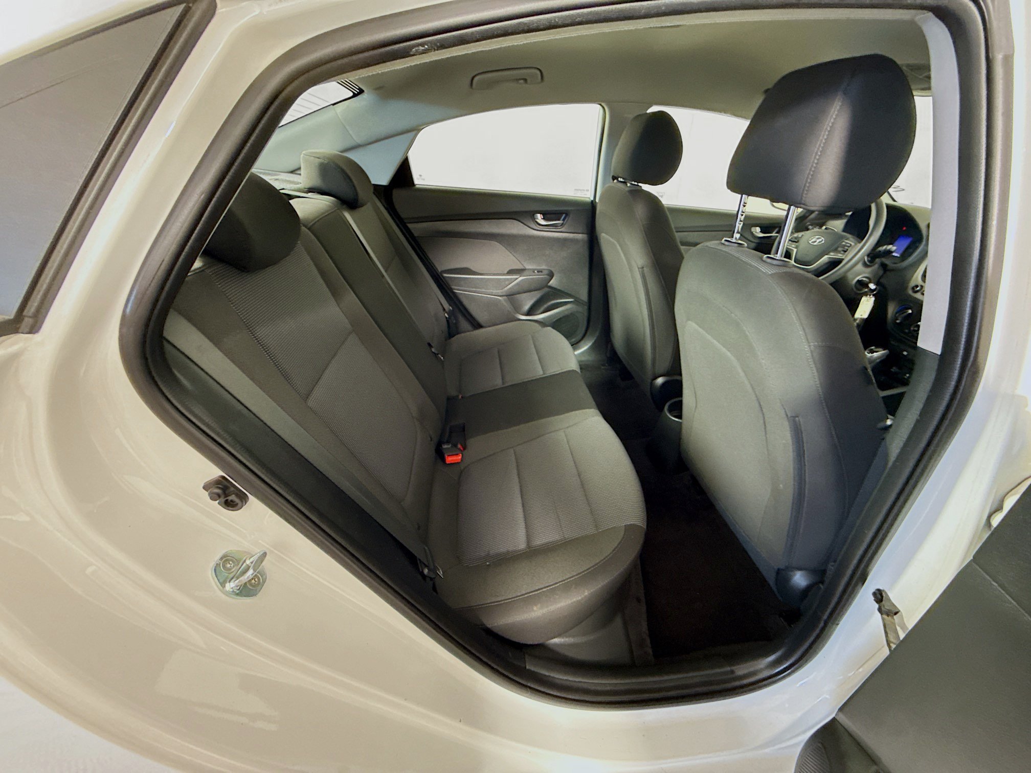 Used 2021 Hyundai Accent SE FWD image 24