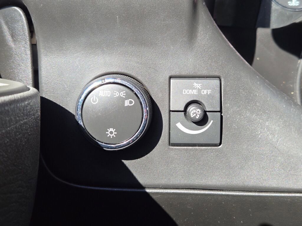 Used 2019 Chevrolet Express 3500 w/ Driver Convenience Package image 24