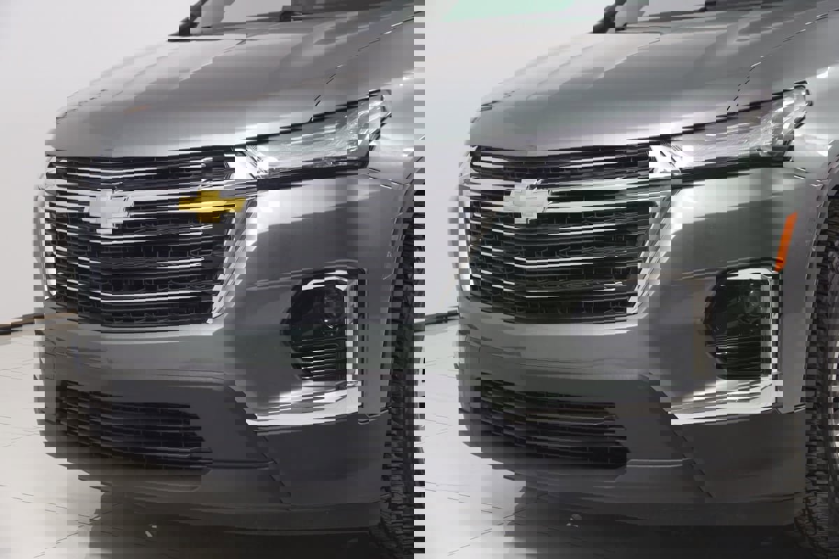 Used 2023 Chevrolet Traverse LT image 53