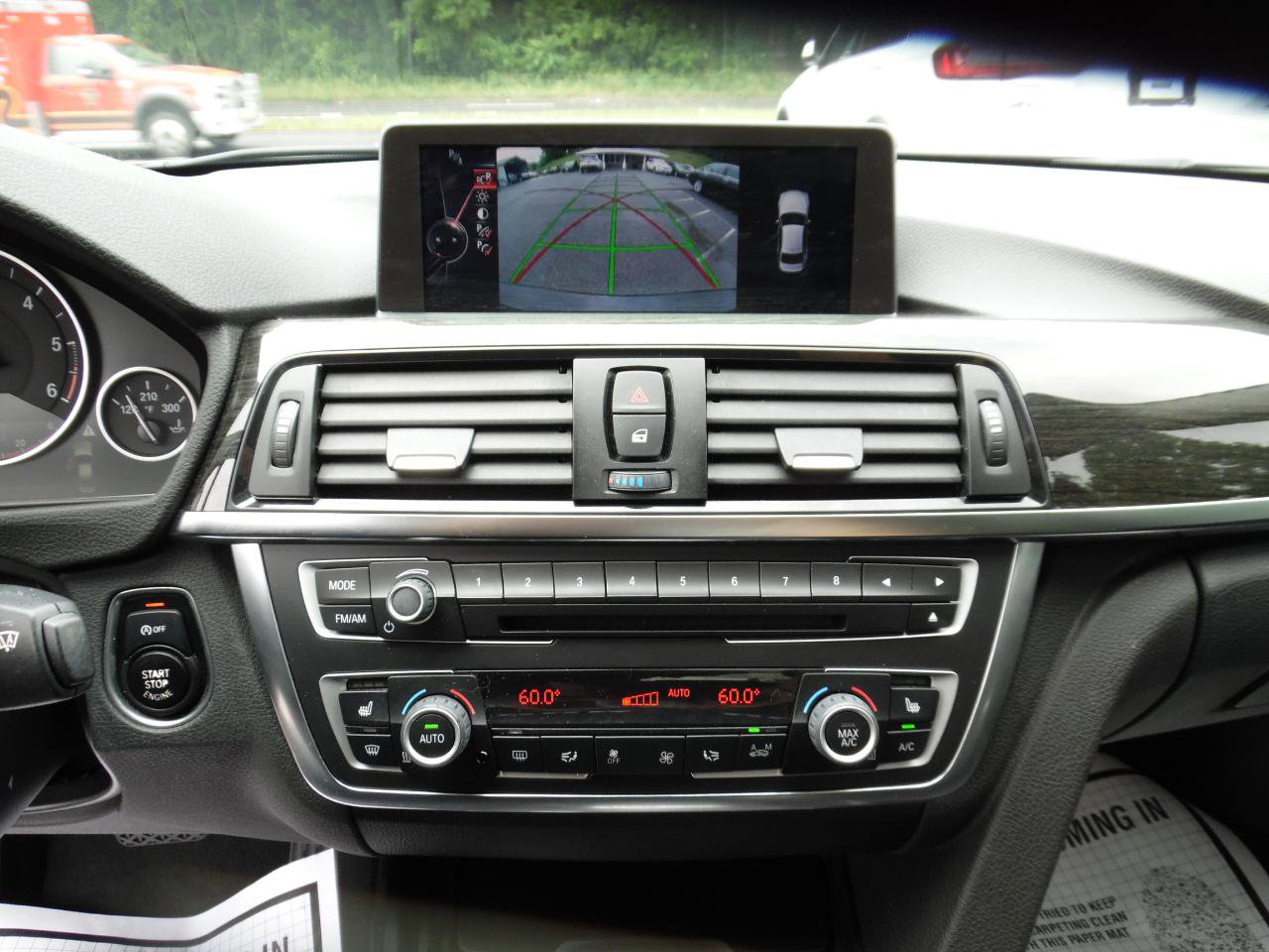 Used 2015 BMW 328d xDrive Sedan AWD/4WD image 15