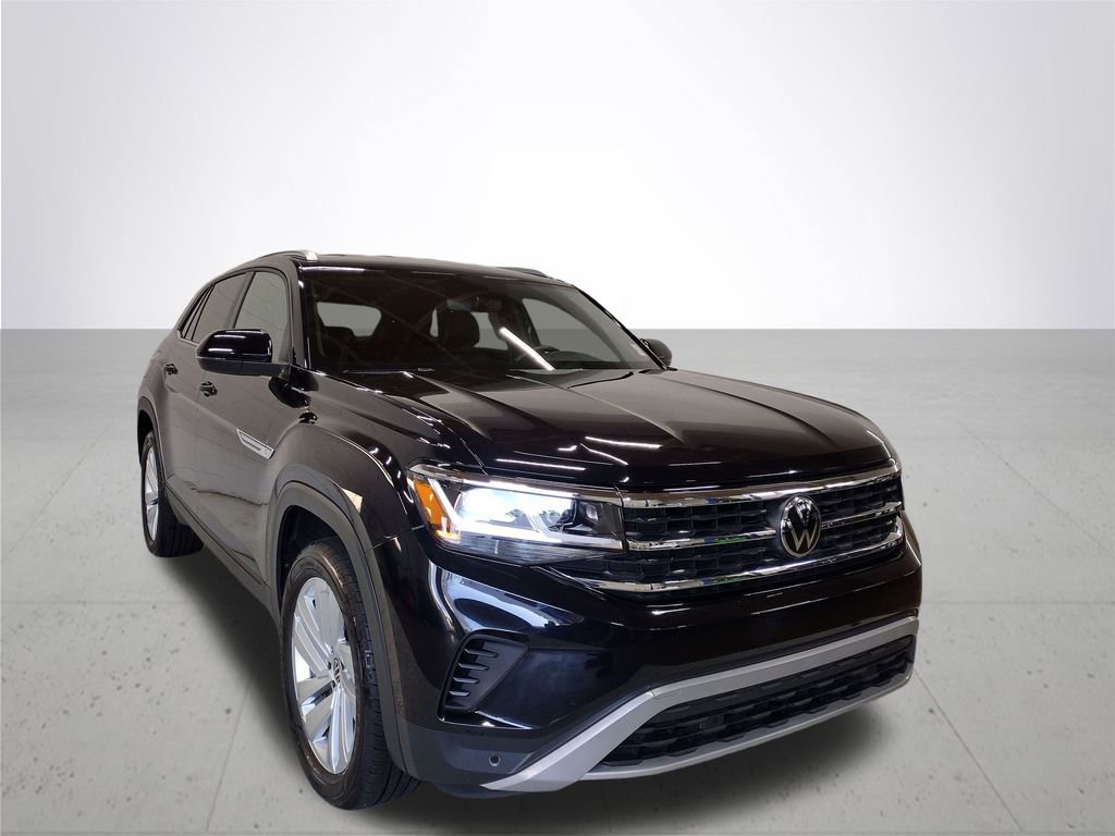 Certified 2022 Volkswagen Atlas Cross Sport SE image 5