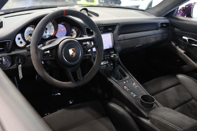 Used 2018 Porsche 911 GT3 RWD image 14