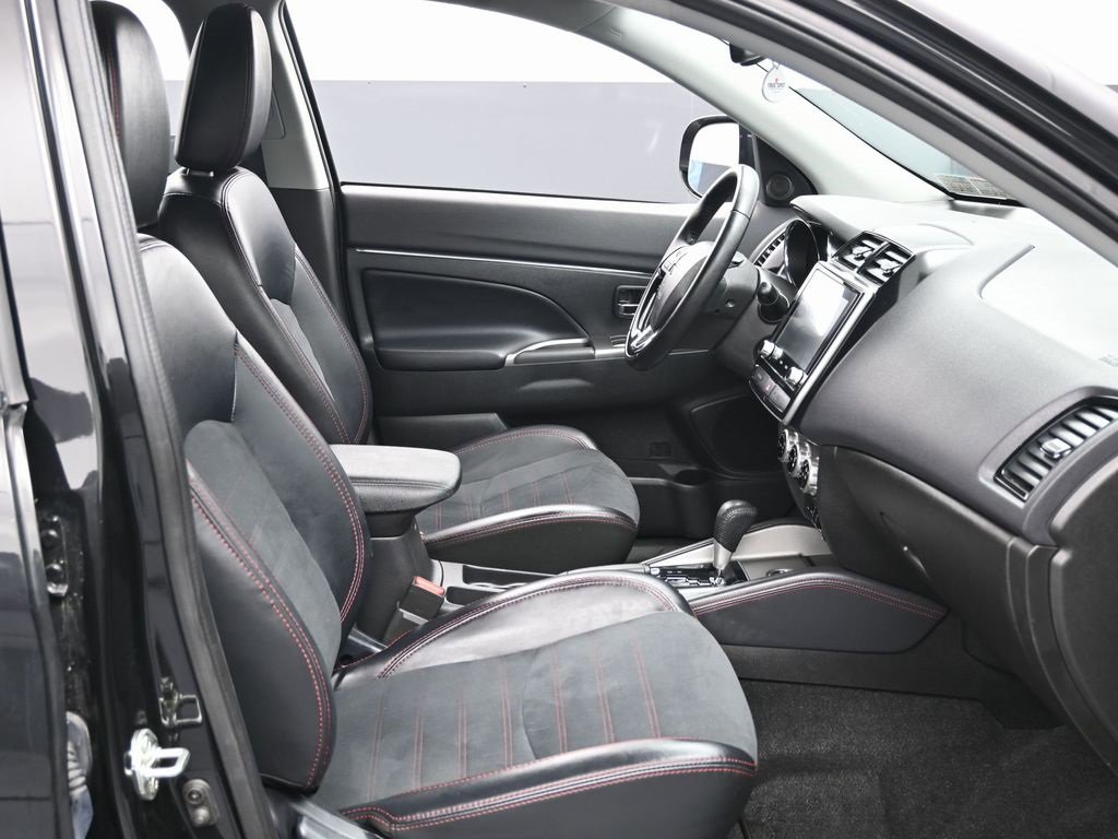 Used 2024 Mitsubishi Outlander Sport SE image 33