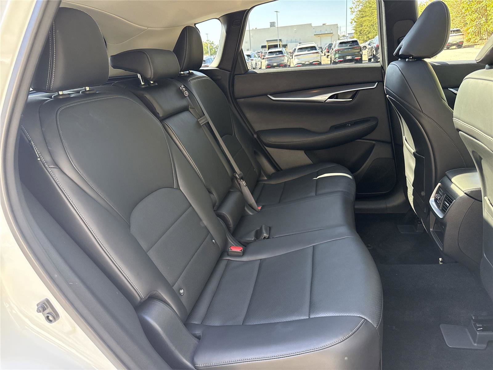 Certified 2025 INFINITI QX50 Luxe image 24