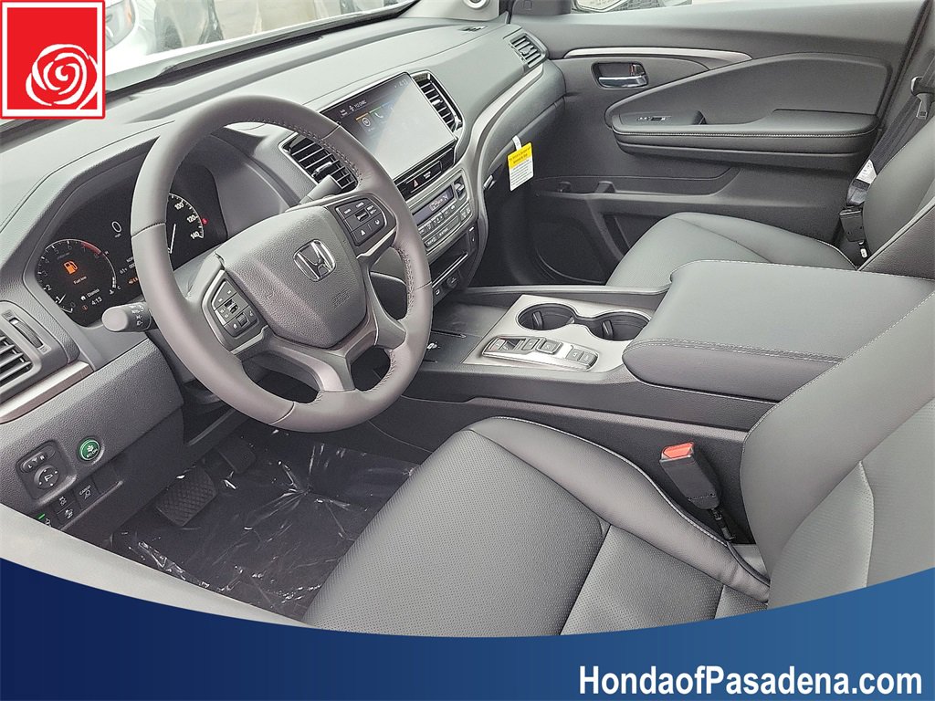 New 2025 Honda Ridgeline RTL image 2