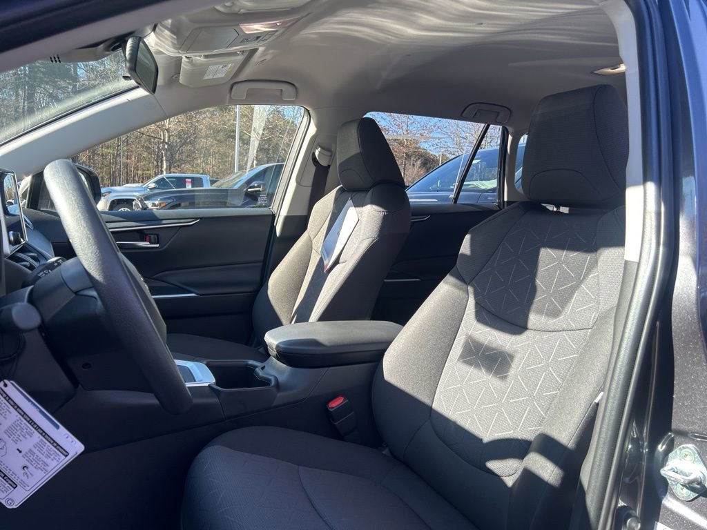 New 2025 Toyota RAV4 XLE image 35