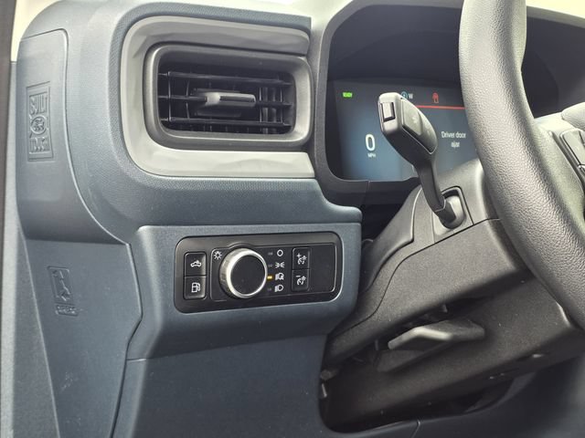 Certified 2025 Ford Maverick XL FWD image 19